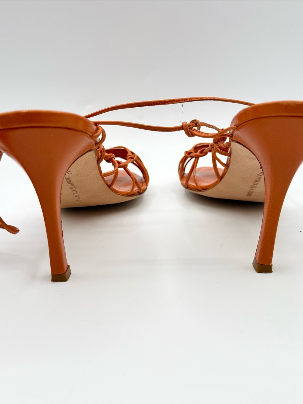 Manolo Blahnik orange knotted, strappy heel sandals, size 38 - Picture 4 of 7